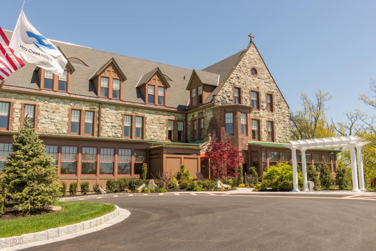 The Abbey Inn & Spa Peekskill Exterior photo